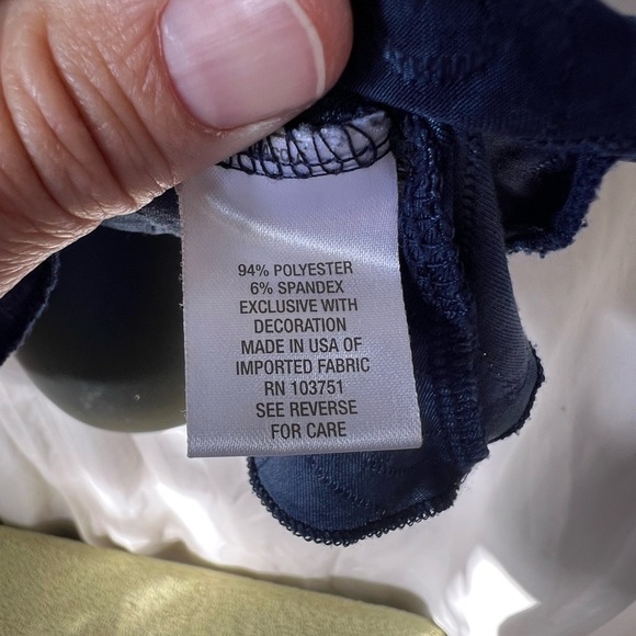 DB Women's Sz L Batik Blue Embellished Off Sides Short Sleeve Blouse - Picture 4 of 6